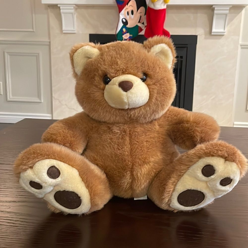 Chrisha Playful Plush Apricot Large Bear Excellent Condition 12” tall sitting